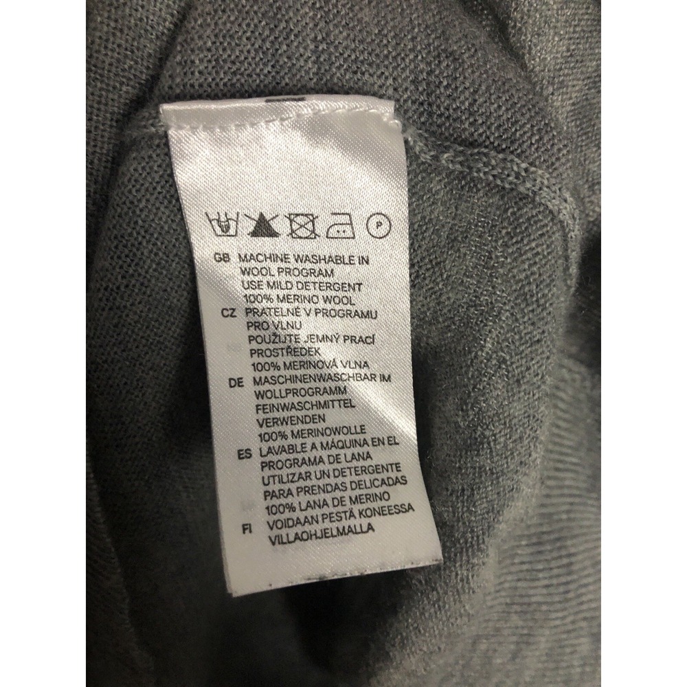 H&M Merino Wool Sweater Men's Size M Gray Lightweight Longsleeve V Neck - Picture 7 of 7